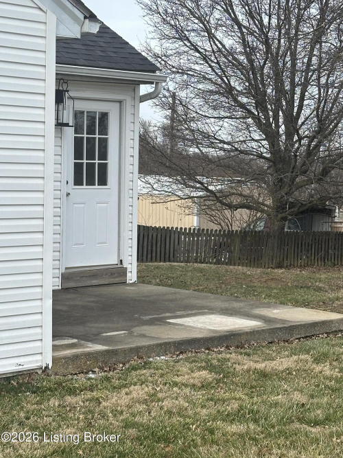 Listing Image 18