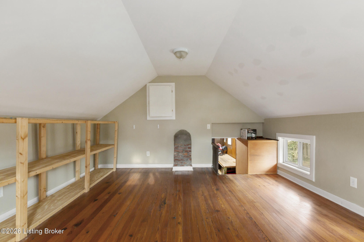 Listing Image 36