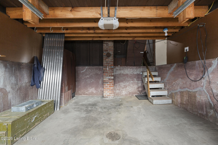Listing Image 40