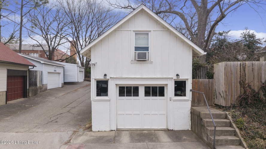 Listing Image 46