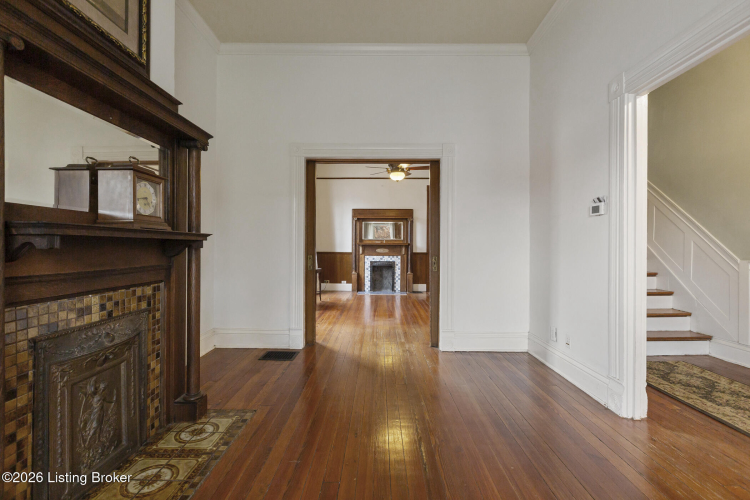 Listing Image 50
