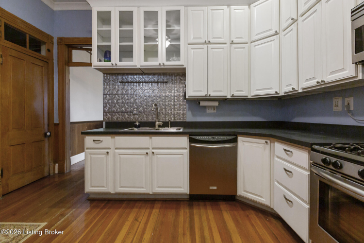 Listing Image 54