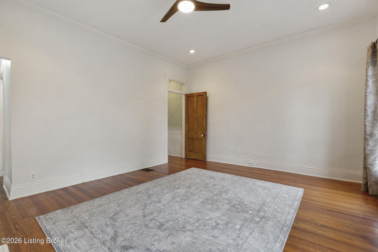 Listing Image 55
