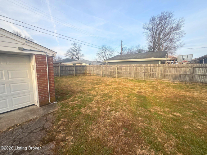 Listing Image 28