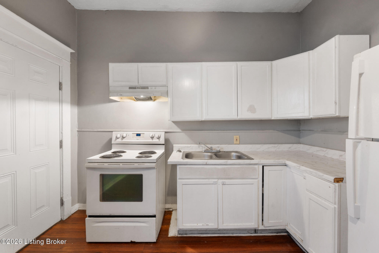 Listing Image 17