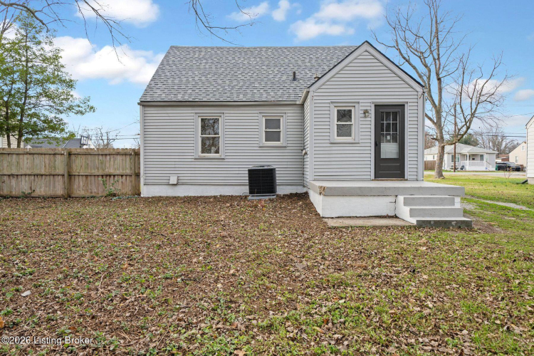 Listing Image 38