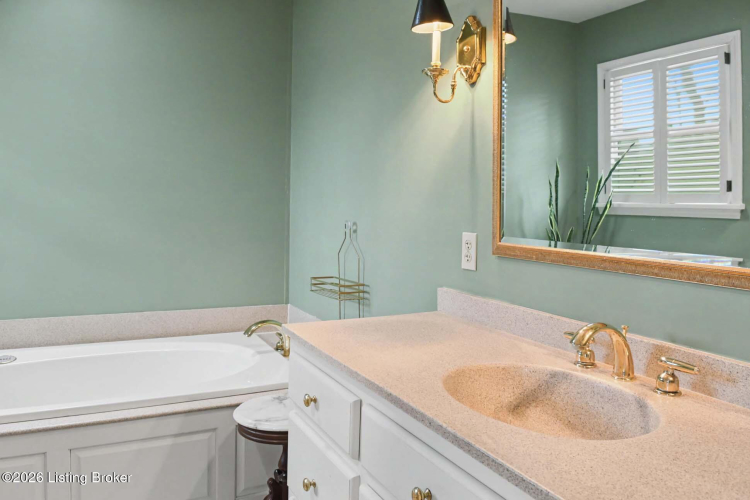 Listing Image 35