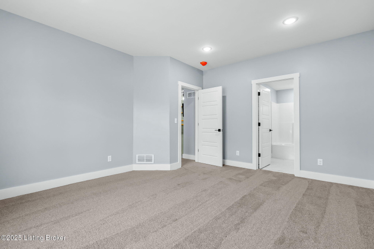 Listing Image 71