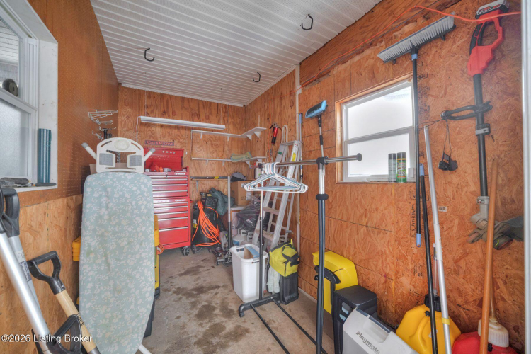 Listing Image 52