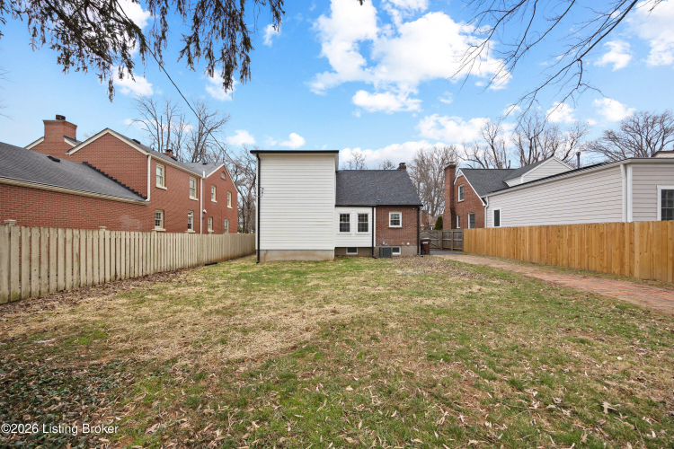 Listing Image 36