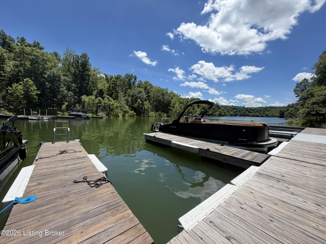 Listing Image 42