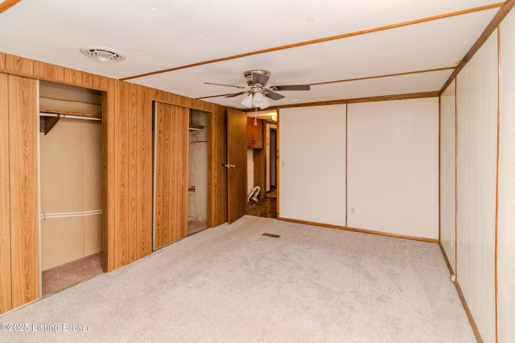 Listing Image 52