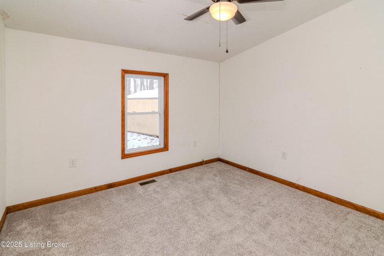 Listing Image 58