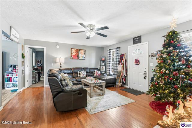 Listing Image 14