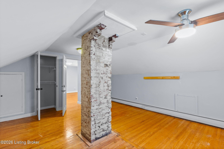 Listing Image 46