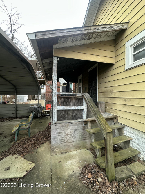 Listing Image 12