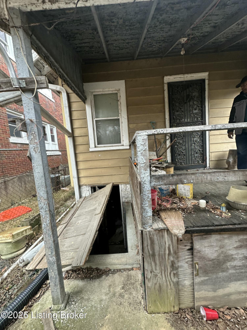 Listing Image 14