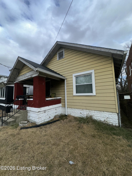 Listing Image 3