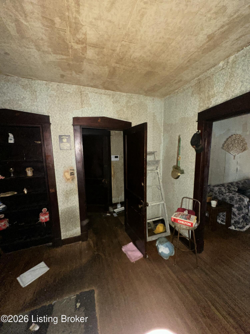 Listing Image 28