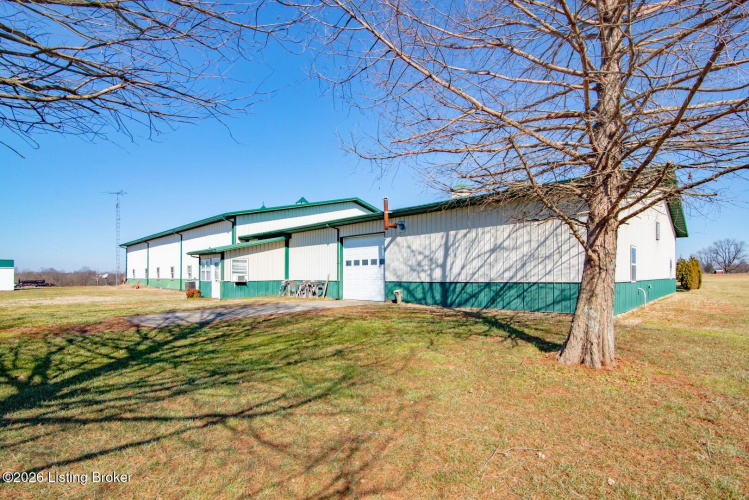 Listing Image 11