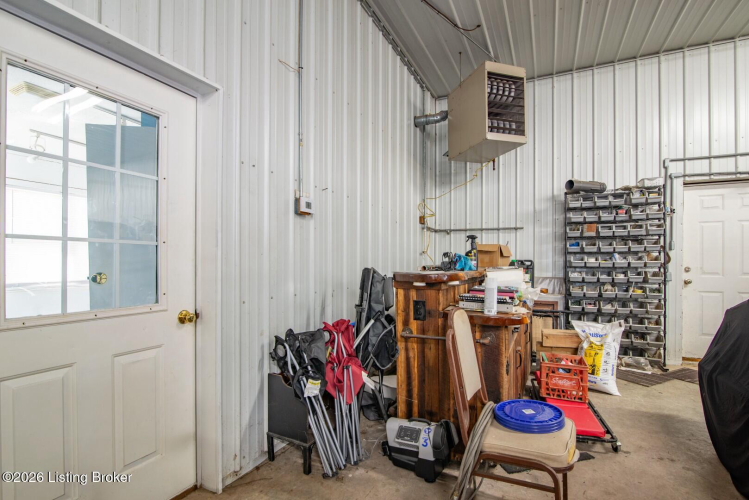 Listing Image 63