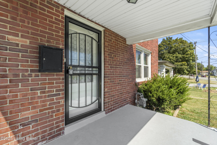 Listing Image 32