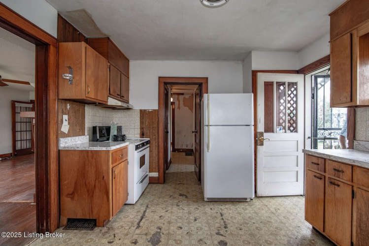 Listing Image 33