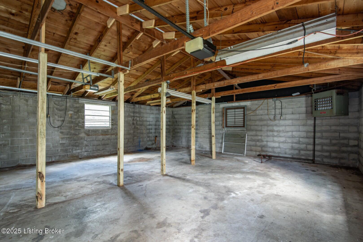 Listing Image 45