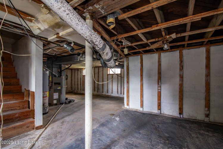 Listing Image 61