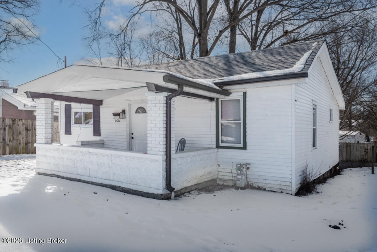 Listing Image 20