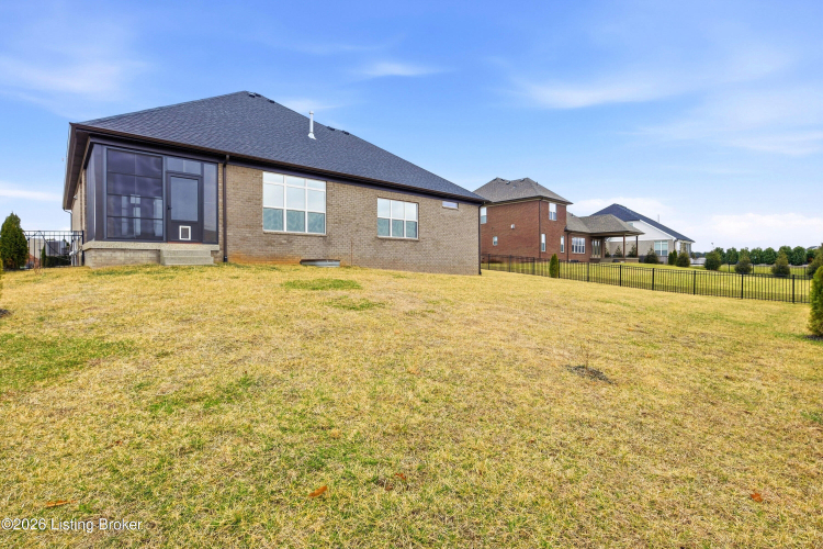 Listing Image 58