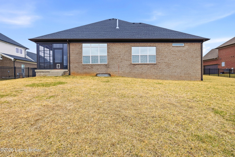 Listing Image 59
