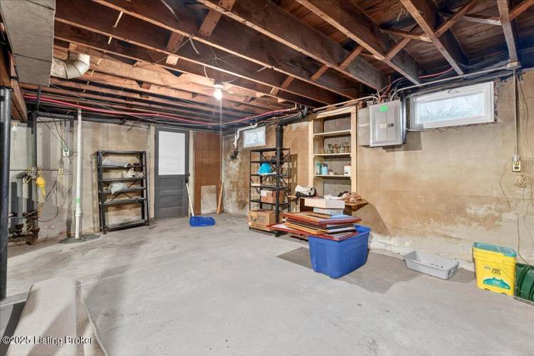 Listing Image 33