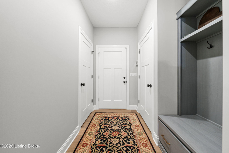 Listing Image 17