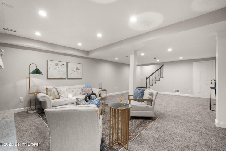 Listing Image 54