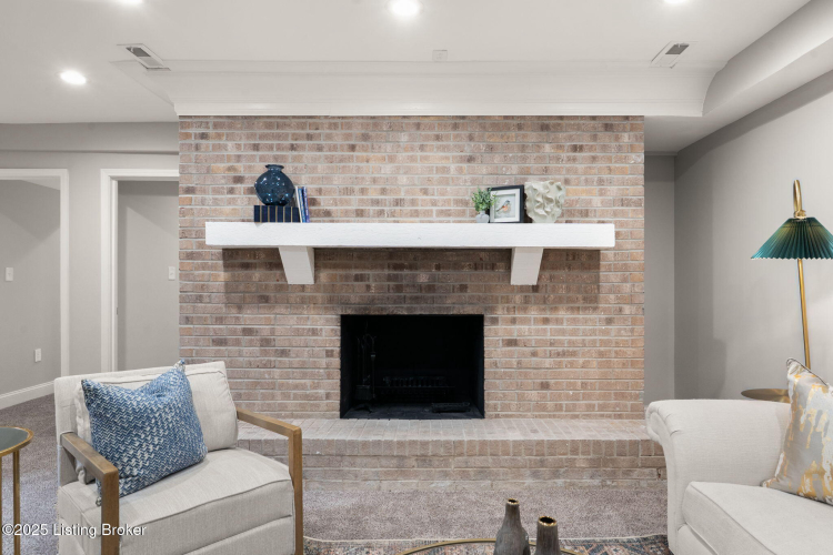 Listing Image 55