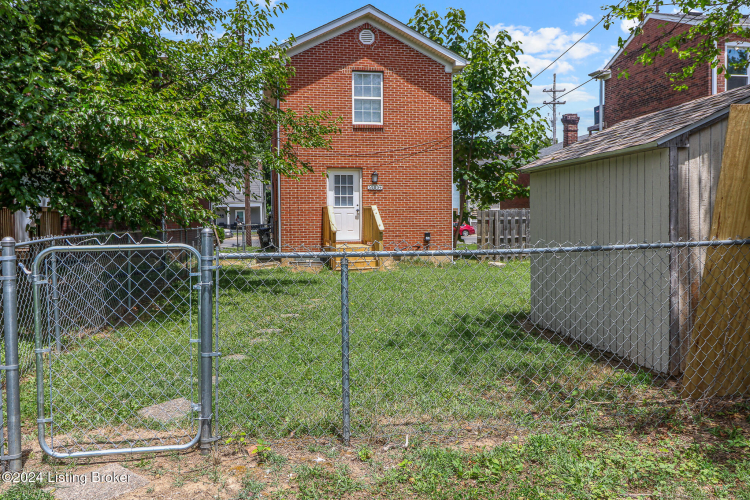 Listing Image 11