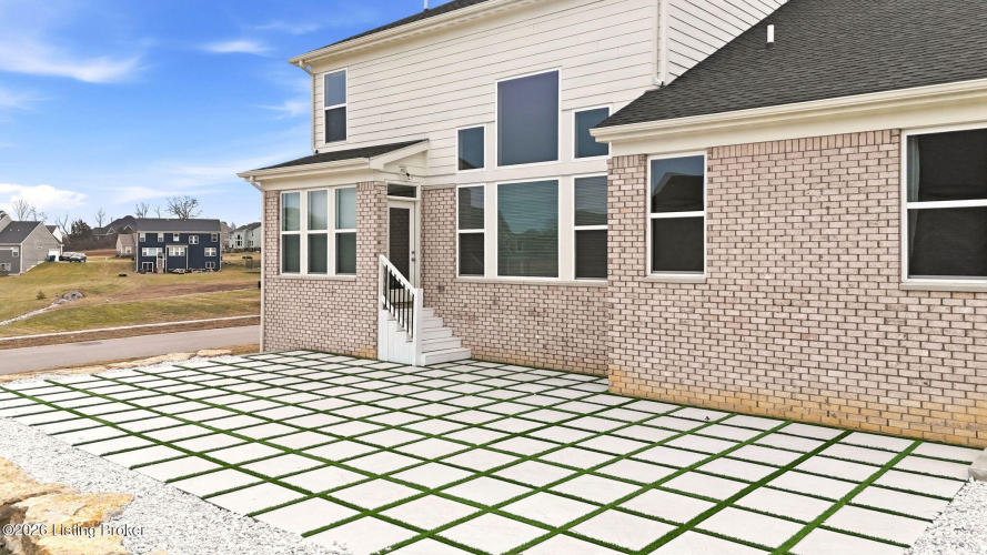 Listing Image 58