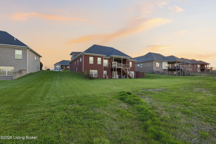 Listing Image 63