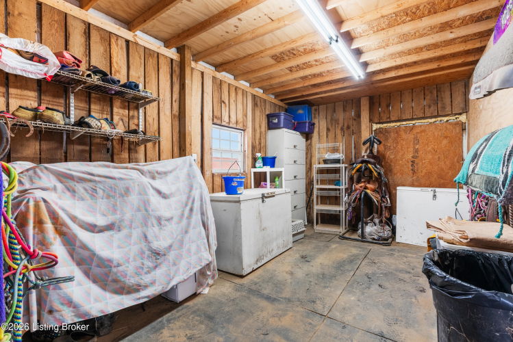 Listing Image 37