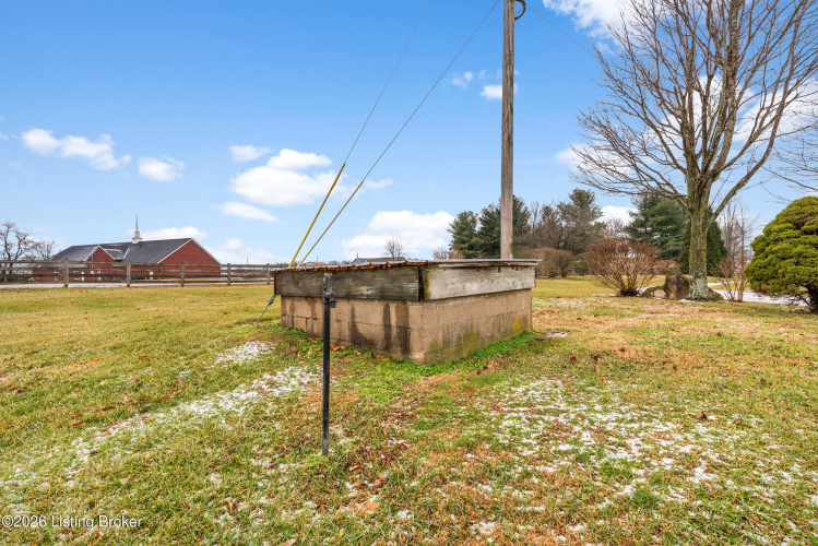 Listing Image 41