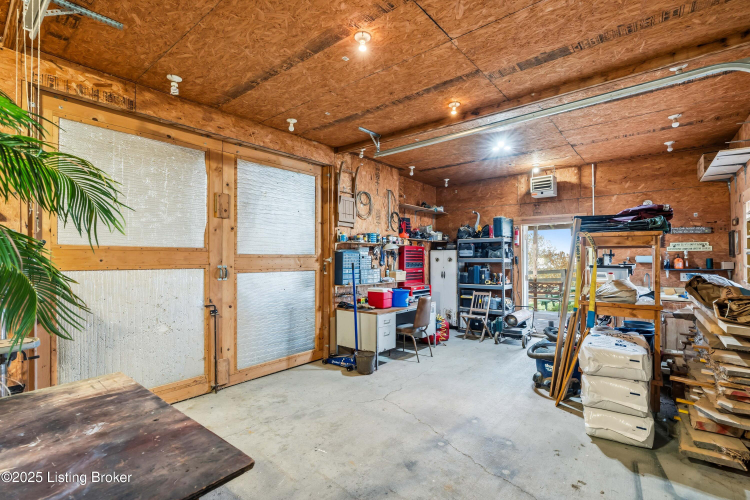 Listing Image 49