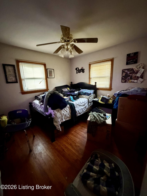Listing Image 5