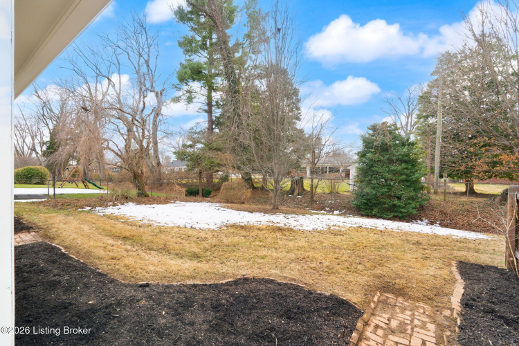 Listing Image 44