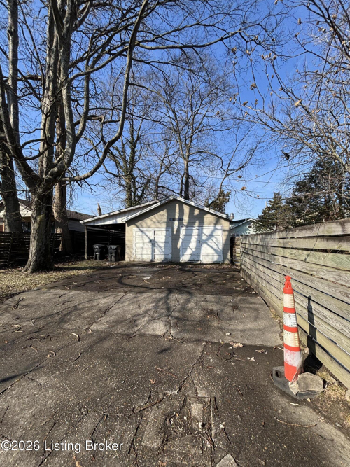 Listing Image 21