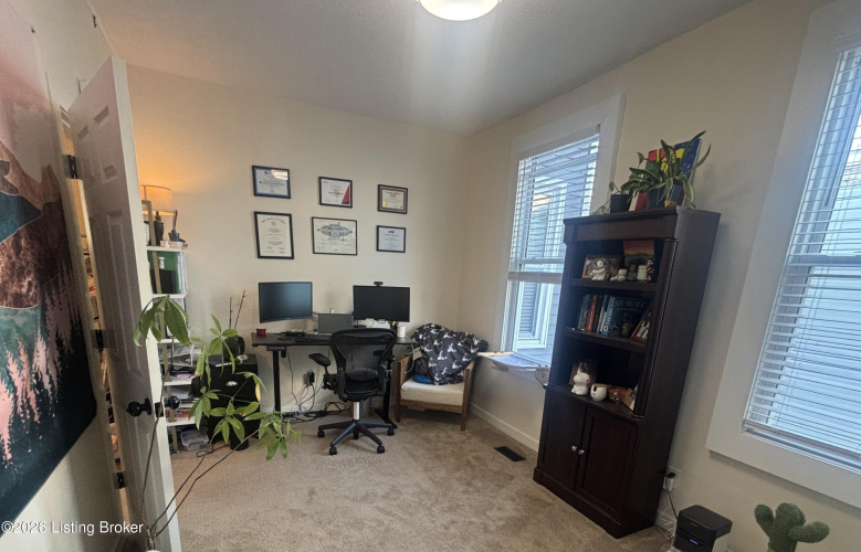 Listing Image 18