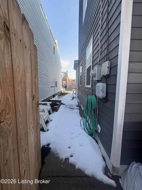Listing Image 28