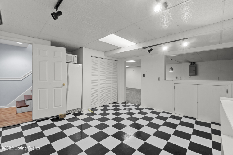 Listing Image 36