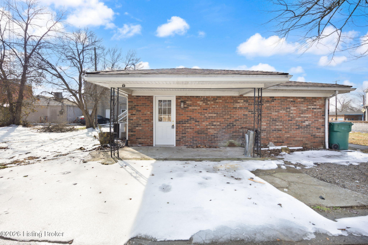 Listing Image 28