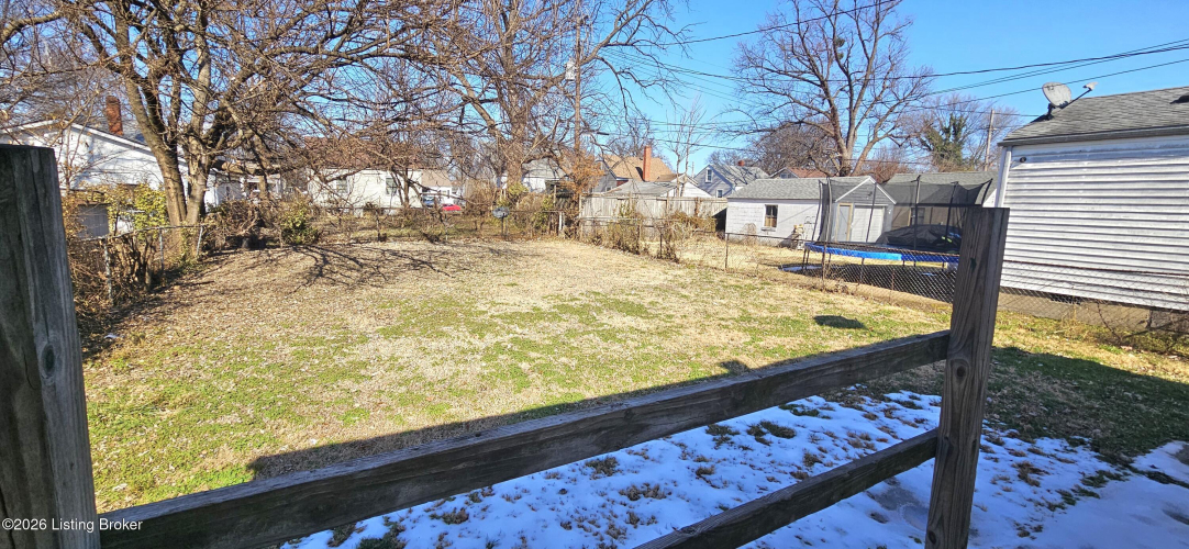Listing Image 19